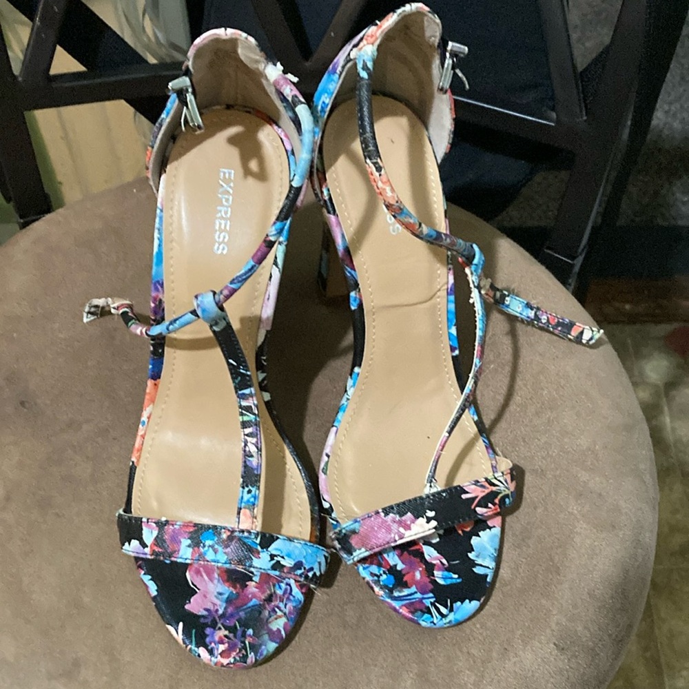 Express high heals! Floral dark ankle strap open toe!